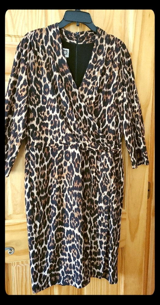 Anne Klein closed off wrap dress